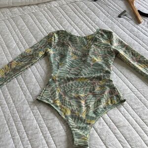 Sisstrevolution Leaf Print Long Sleeve Women's One Piece surf suit.